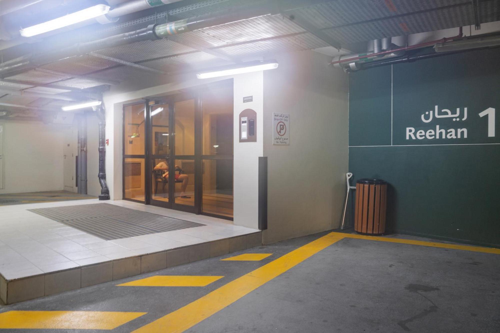 Apartment Reehan Suites, Downtown - Near Burj Khalifa & Mall Dubai