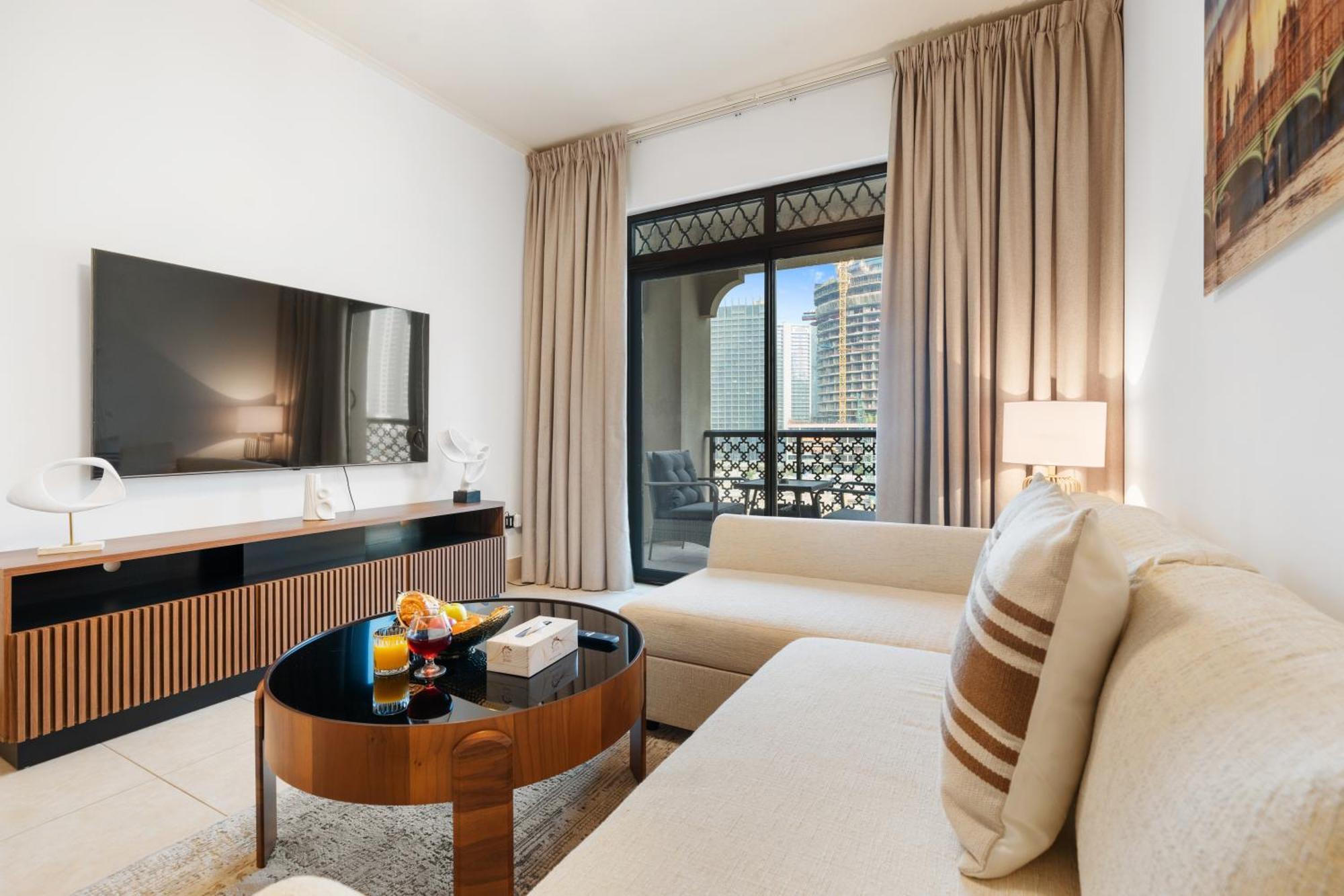 Apartment Reehan Suites, Downtown - Near Burj Khalifa & Mall *